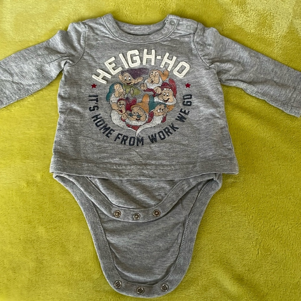 7 Dwarfs Shirt onesie